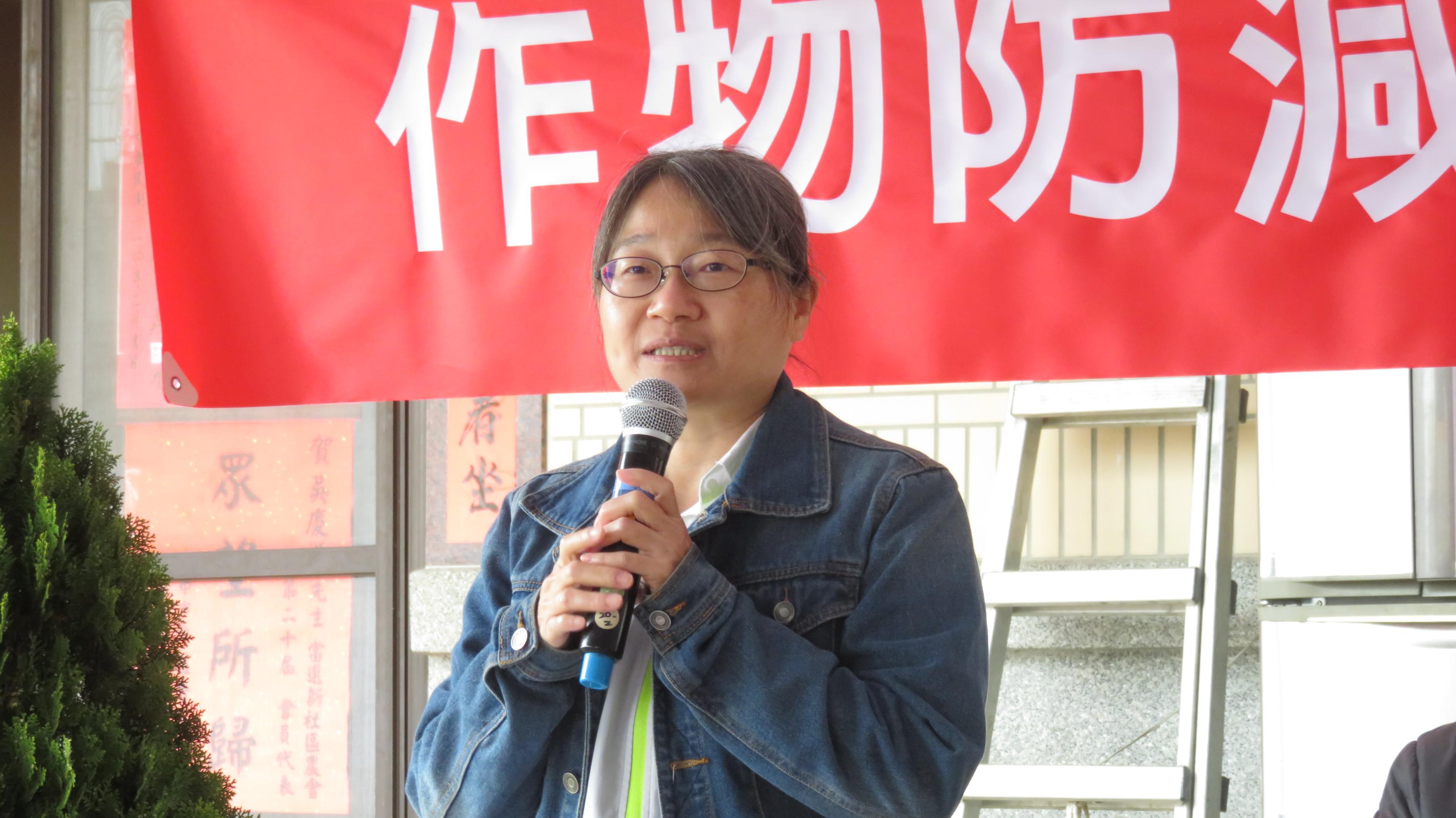 農糧署中區分署陳瑛主任說明設施微噴霧設備補助方案