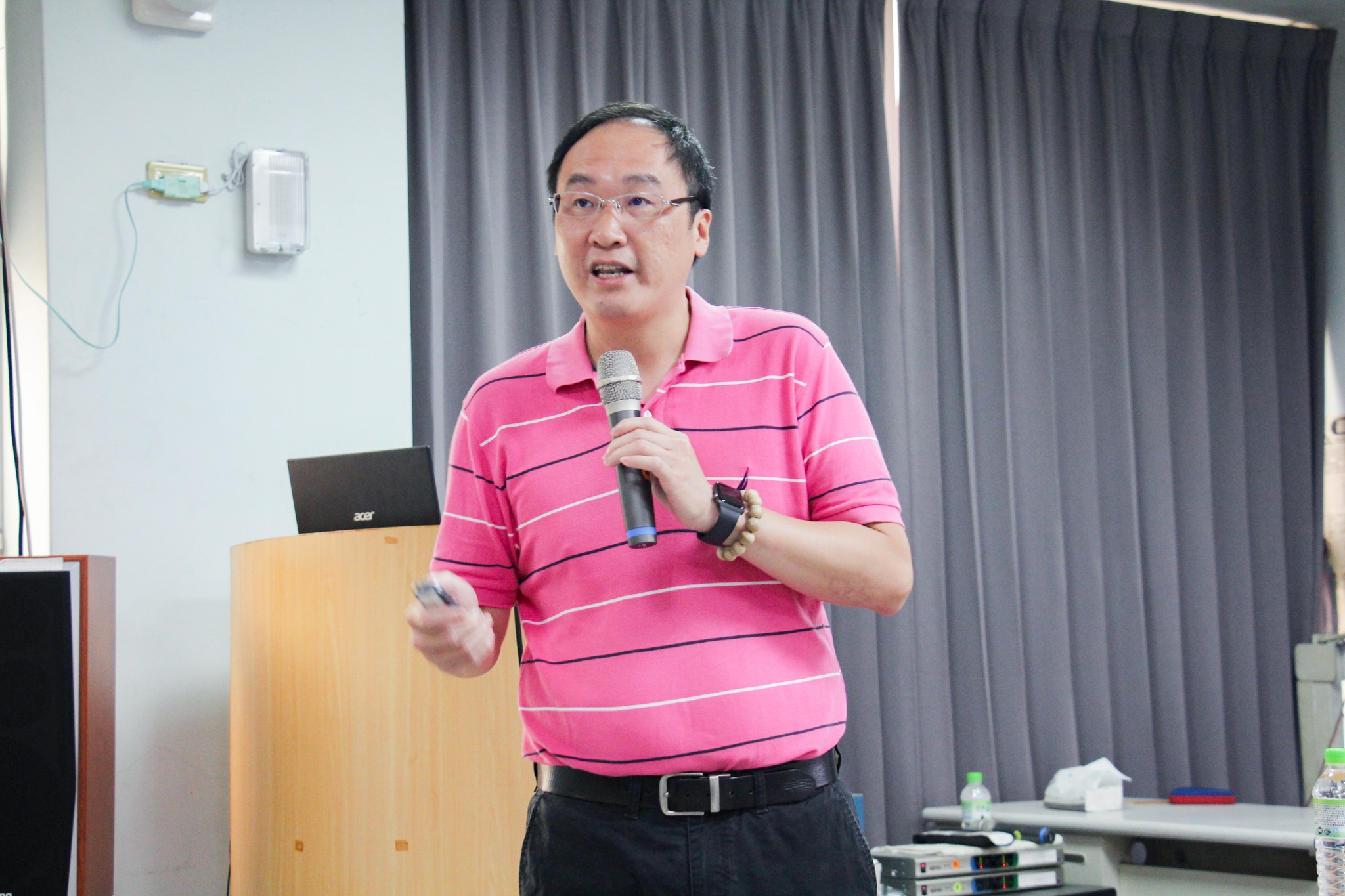 蔡本原助理研究員宣導農業淨零排放與糧食產業全面升級計畫等農業政策。