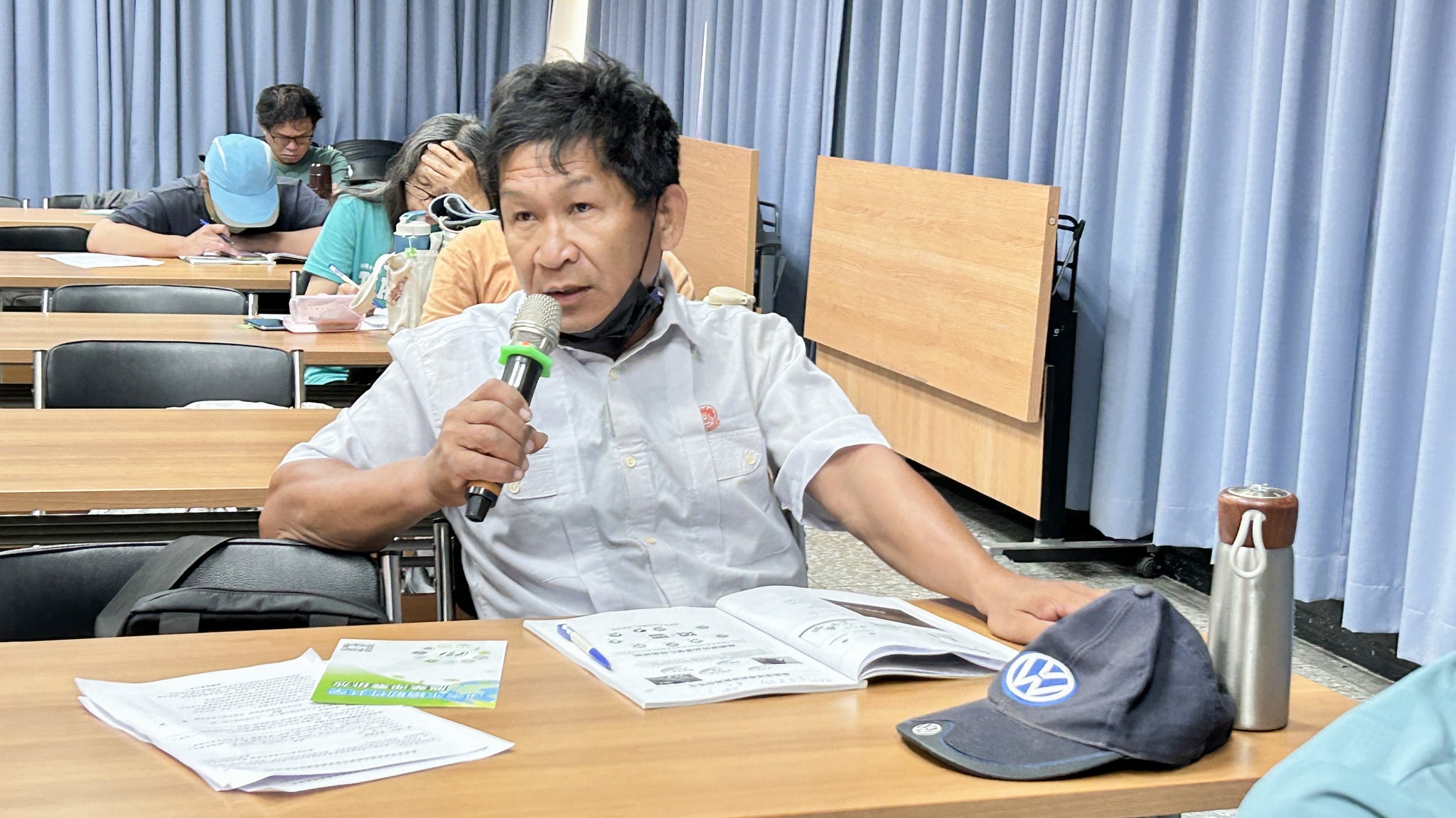 參訓人員提問討論。