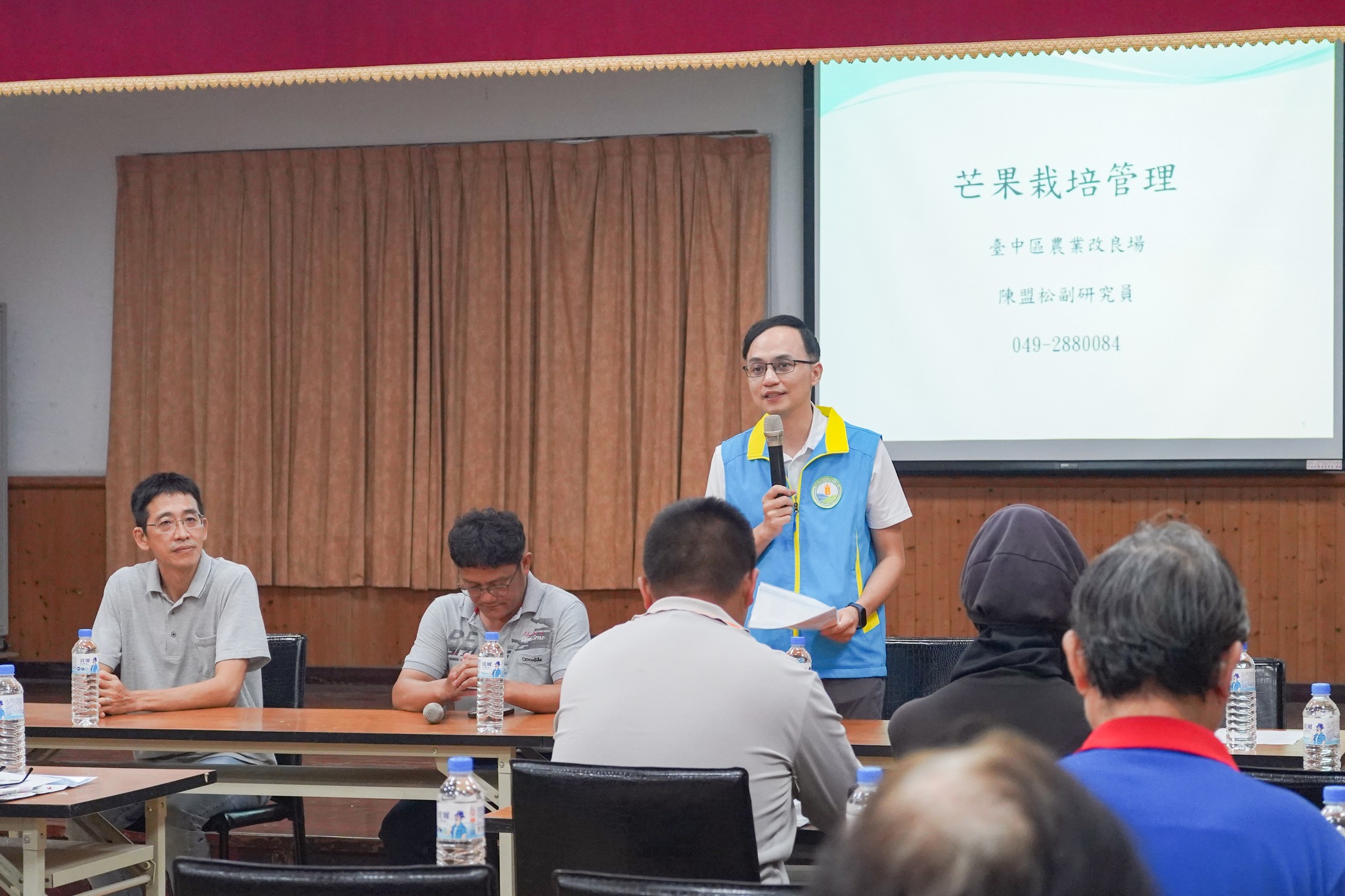 本場吳建銘科長開場致詞。