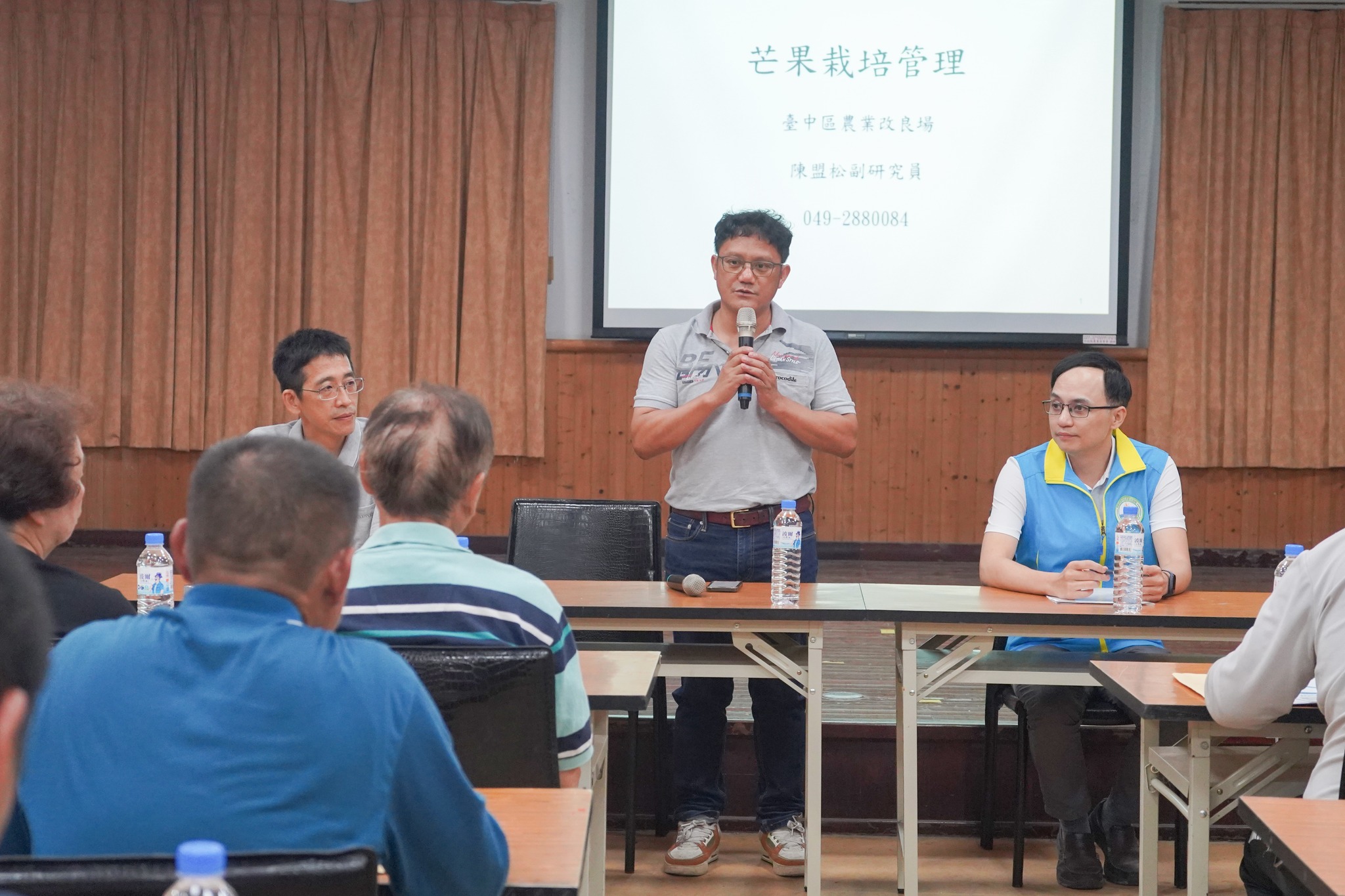 信義鄉農會全志明主任致詞。