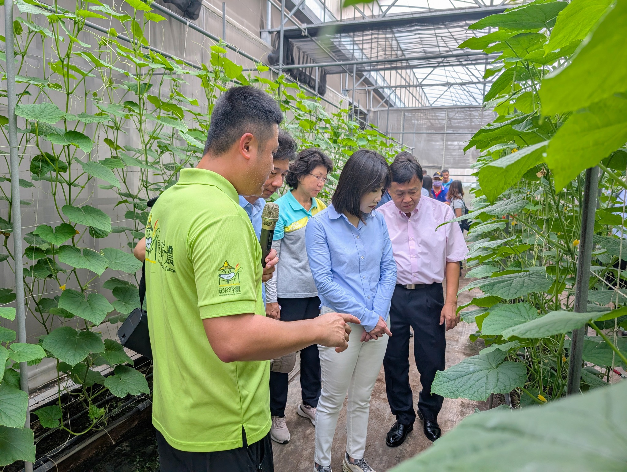 立法院經濟委員考察農業建設-4
