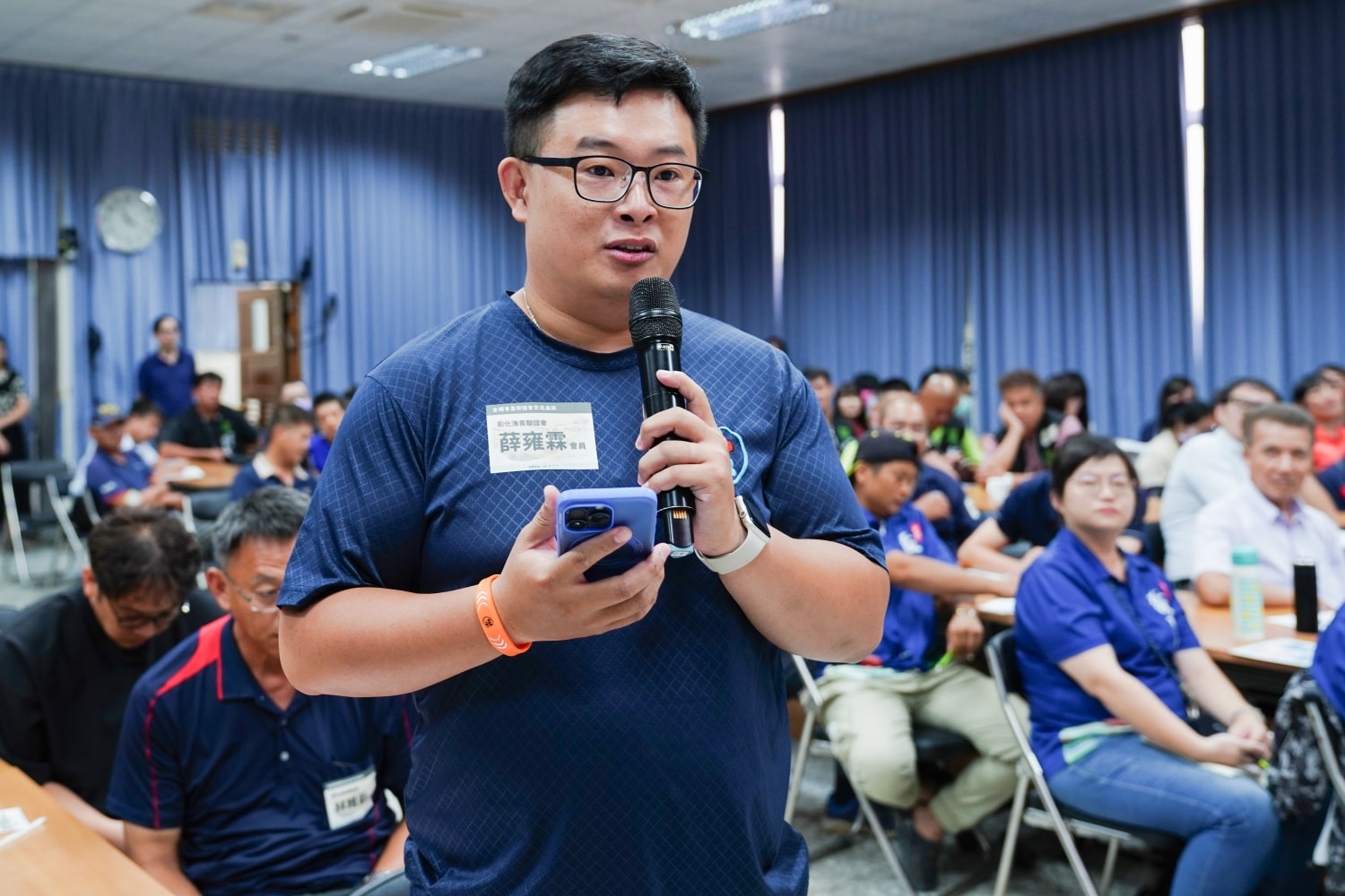 彰化漁青代表發言提問。