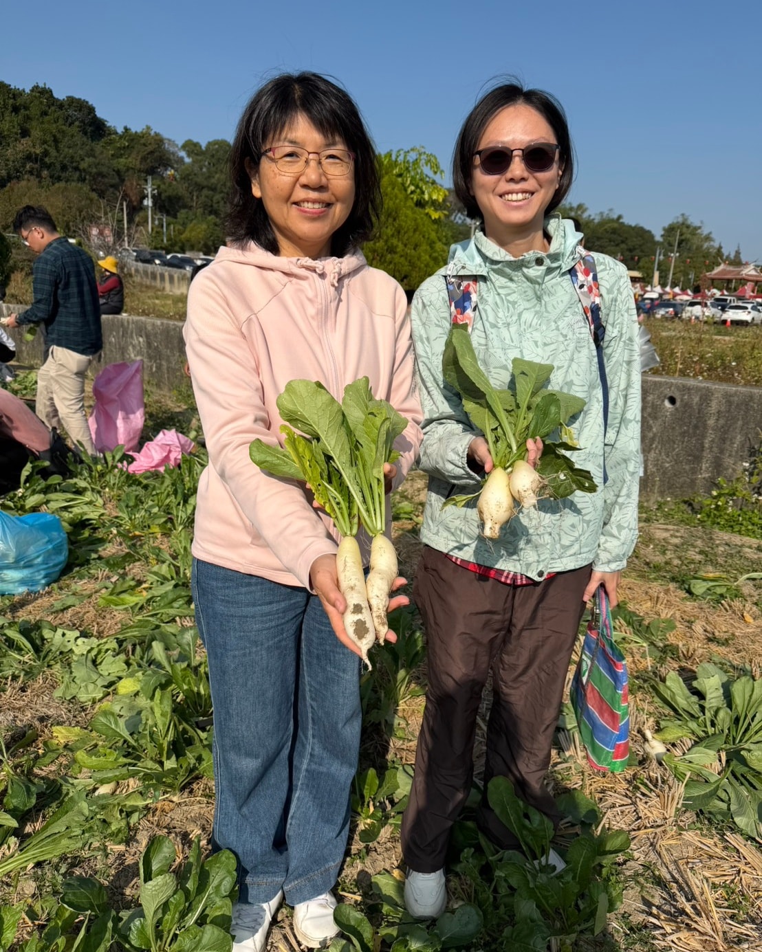 芬園鄉農會「2026芬饗農食典」白寶玉出土記 千人拔彩頭活動-2