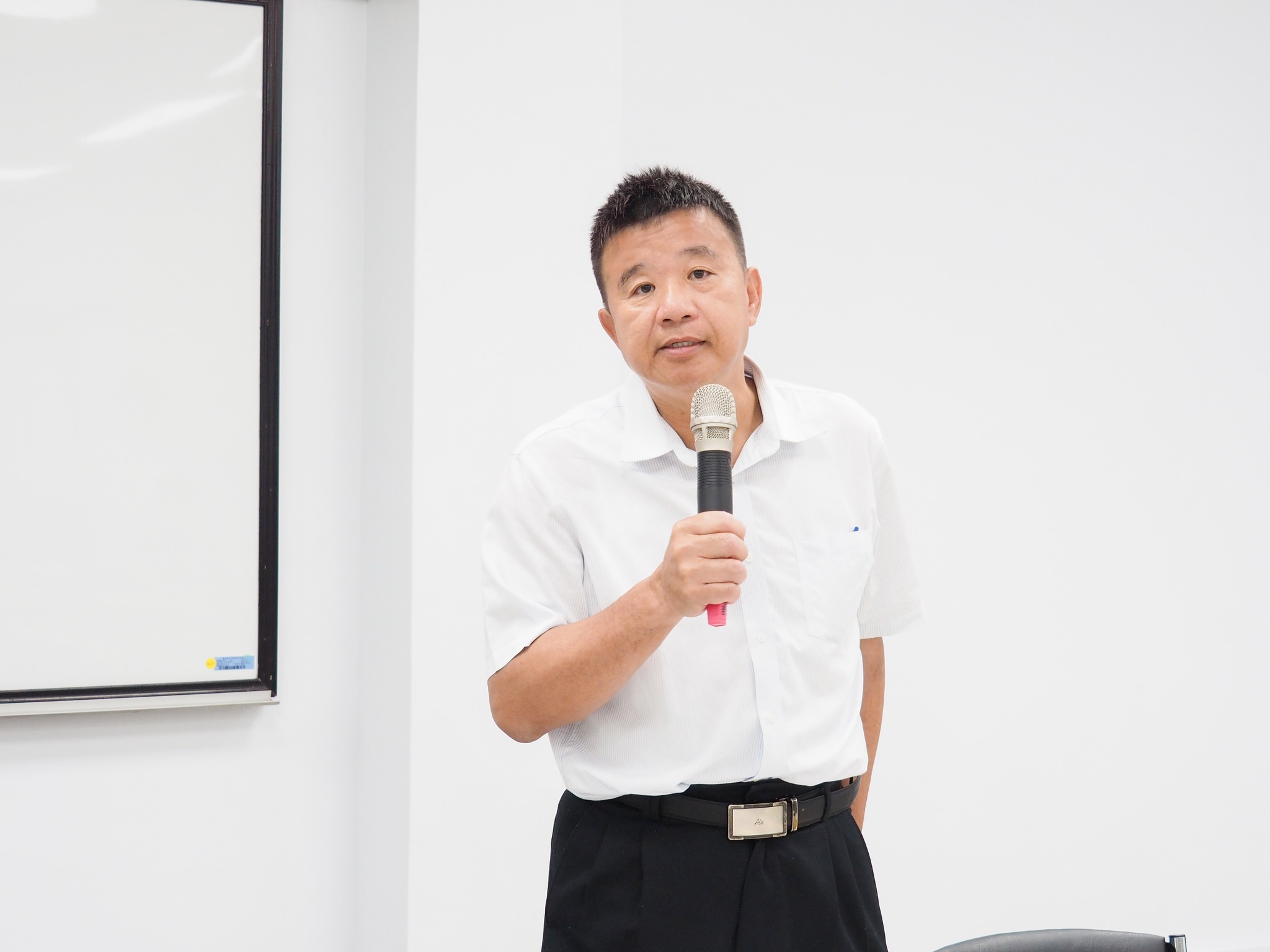 蕭政弘副場長為微生物資材製作快充班開訓