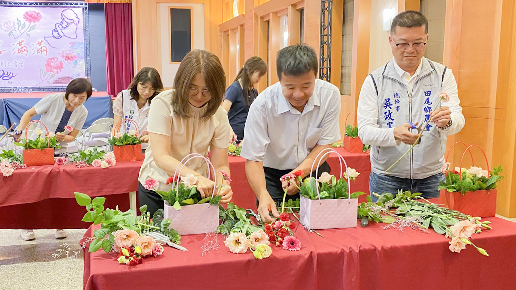 田尾鄉農會「花現田尾，馨意滿滿」康乃馨行銷記者會-7