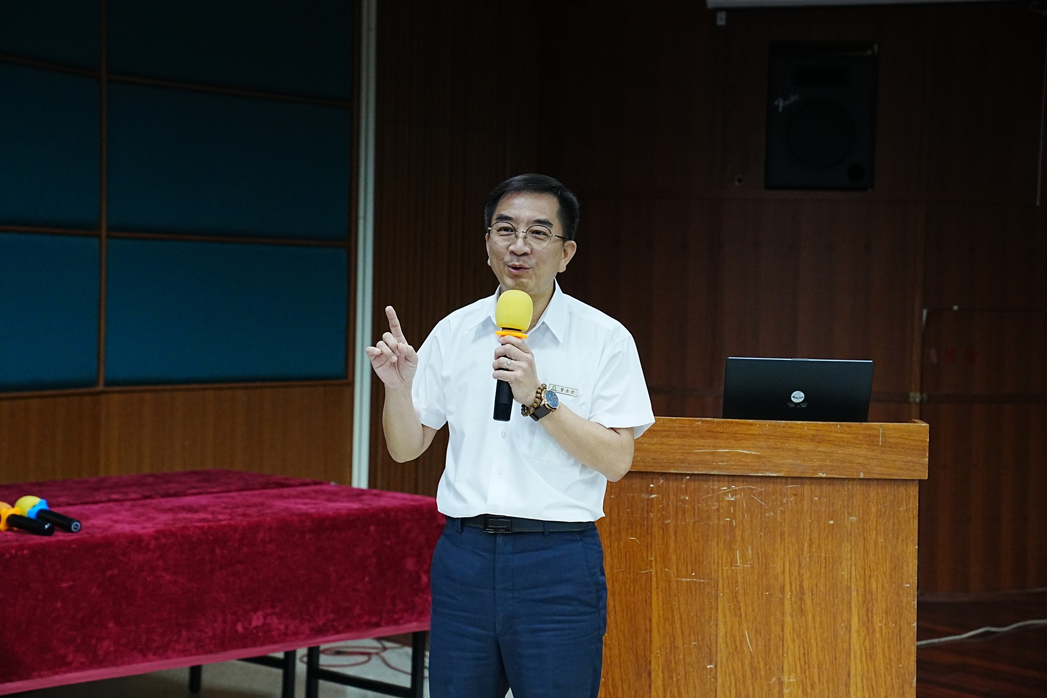 霧峰區農會曾仕全主任分享碳足跡標籤經驗。