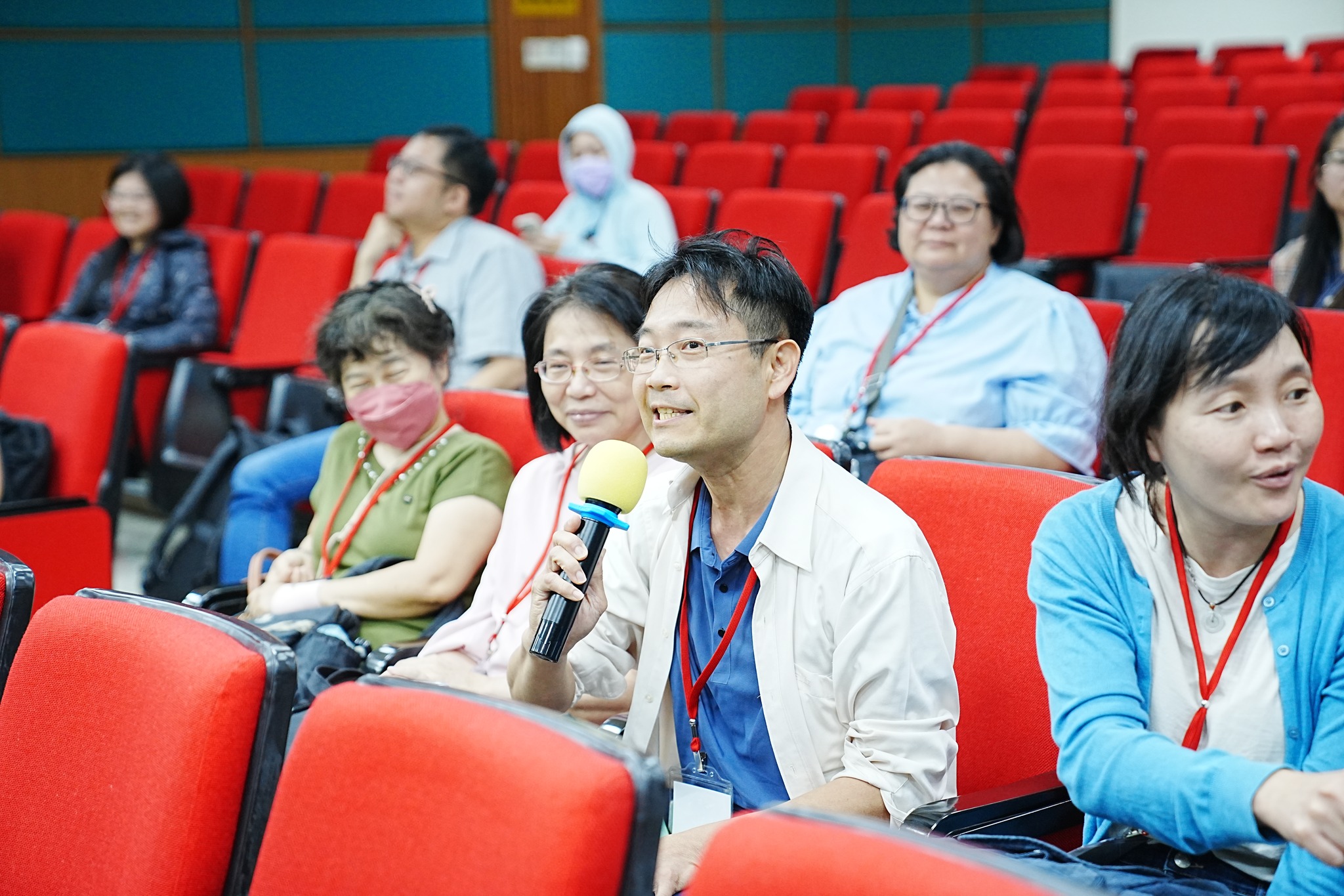 參與人員提問進行交流。
