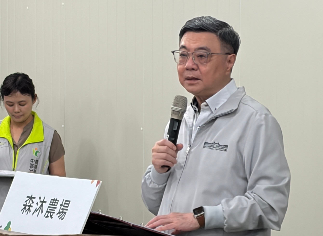 行政院卓榮泰院長 訪視臺中市新社區智慧農業-2