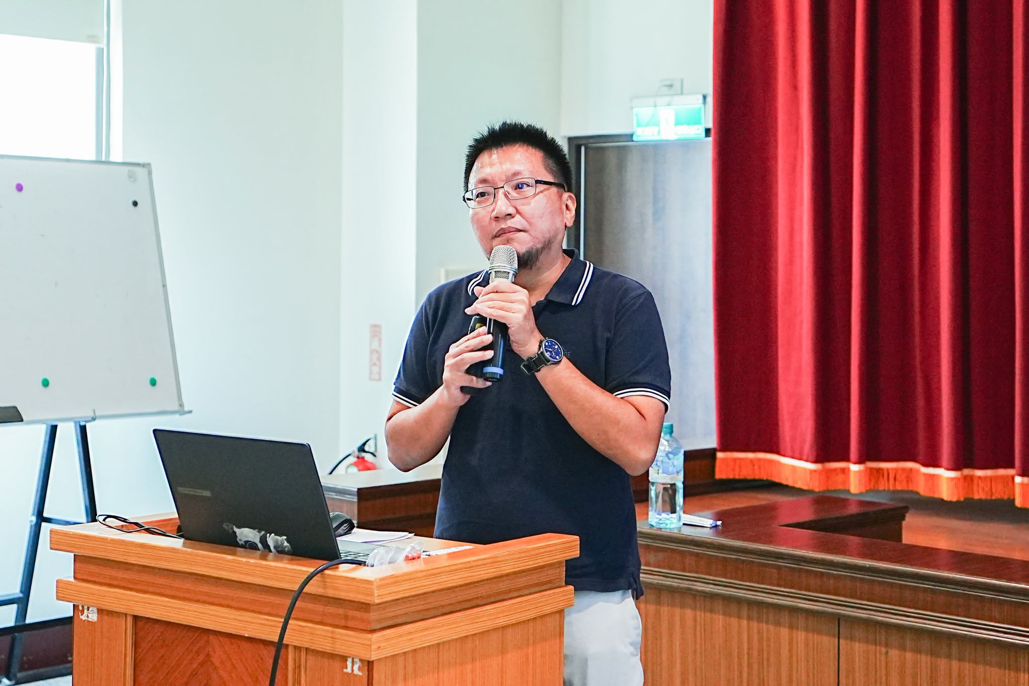 本場曾宥綋副研究員講解果木枝條剩餘資源再利用。