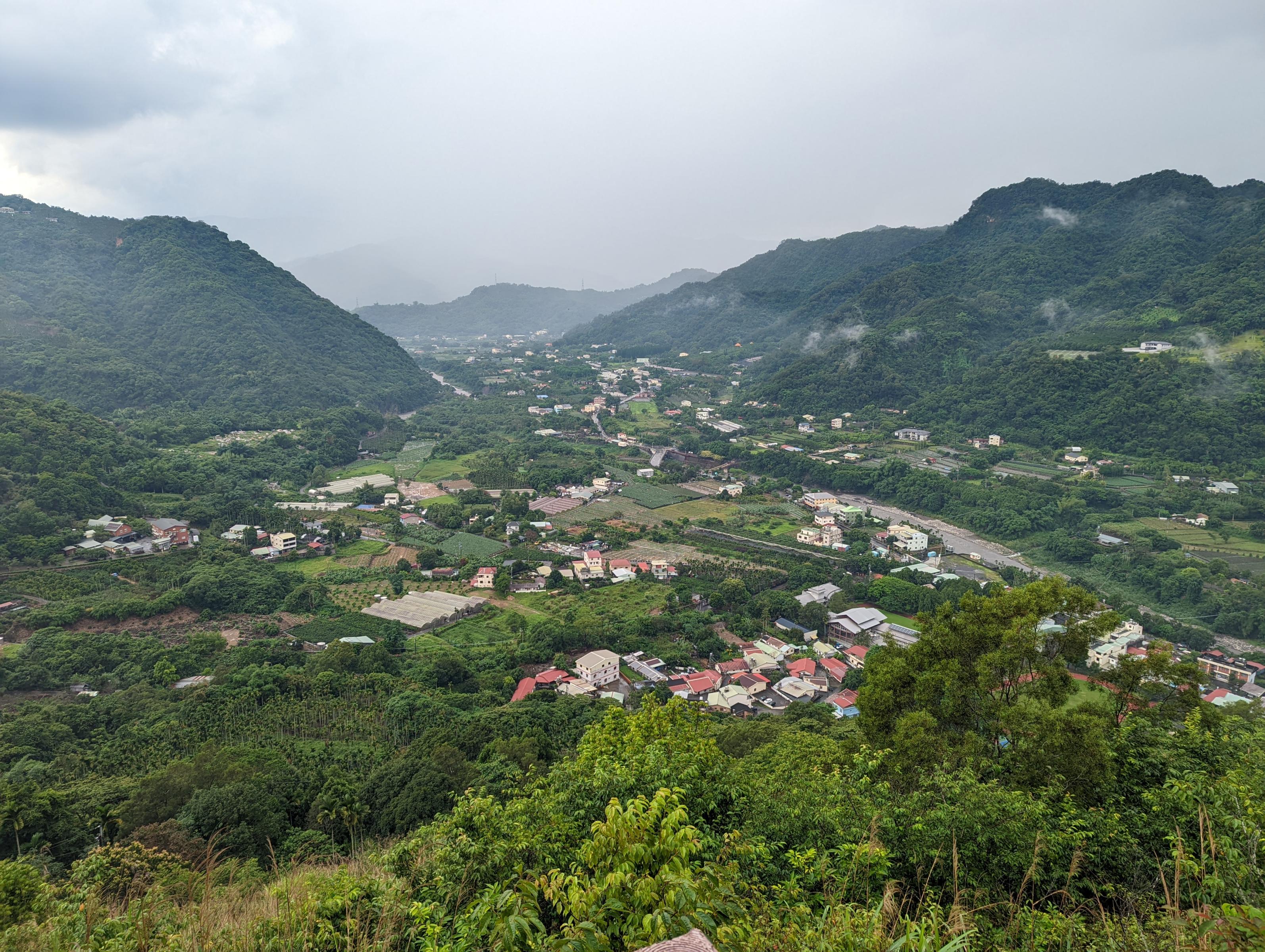 糯米橋休區內農地、聚落、溪流、及低海拔森林鑲嵌的地景