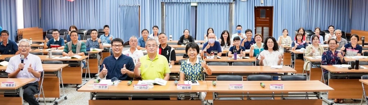 Conducting knowledge dissemination and training on achieving net-zero emissions, spreading awareness on reduction, enhancement, recycling, and embracing the green trend.-1