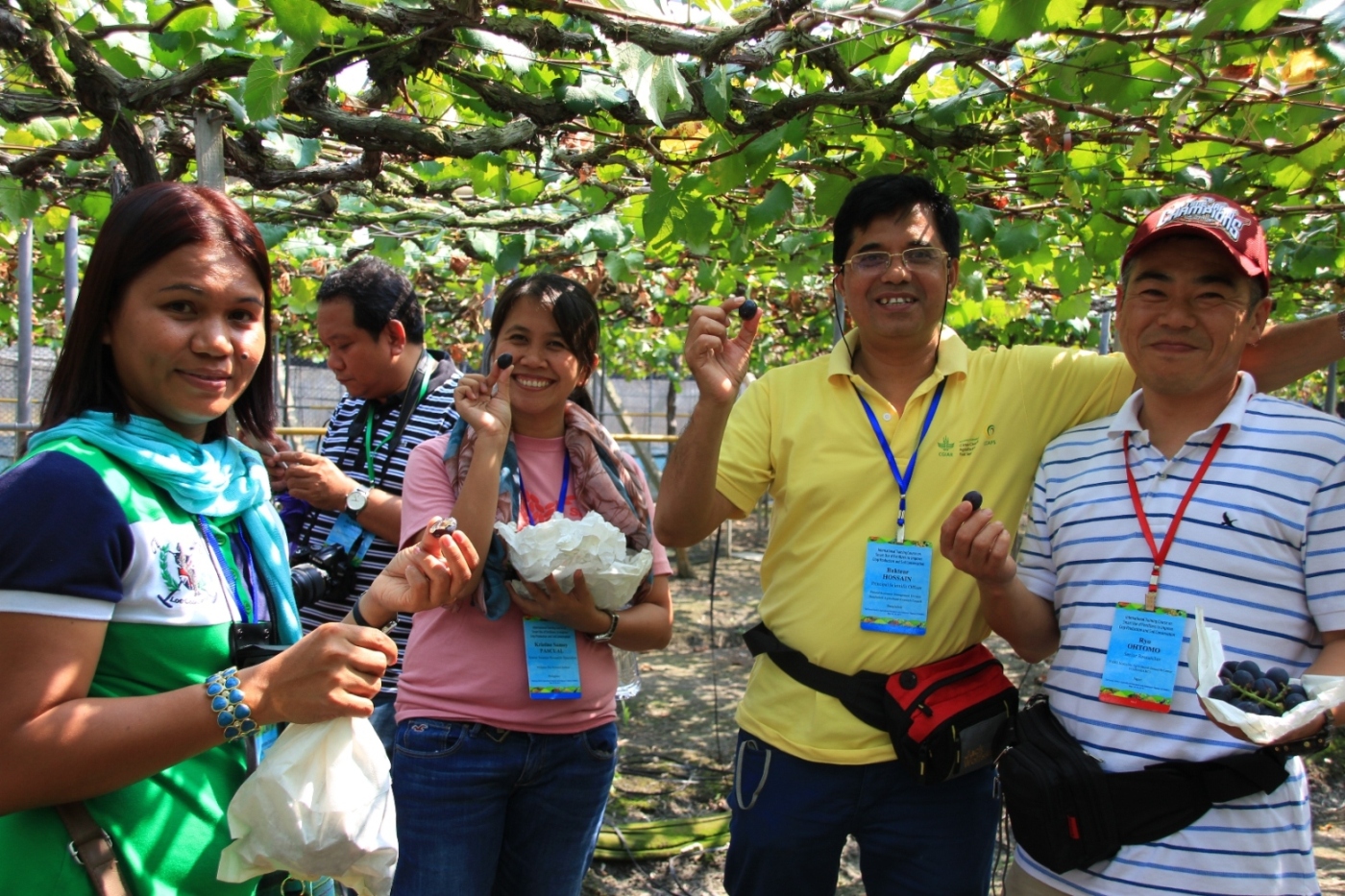 學員參訪溪湖葡萄果園 