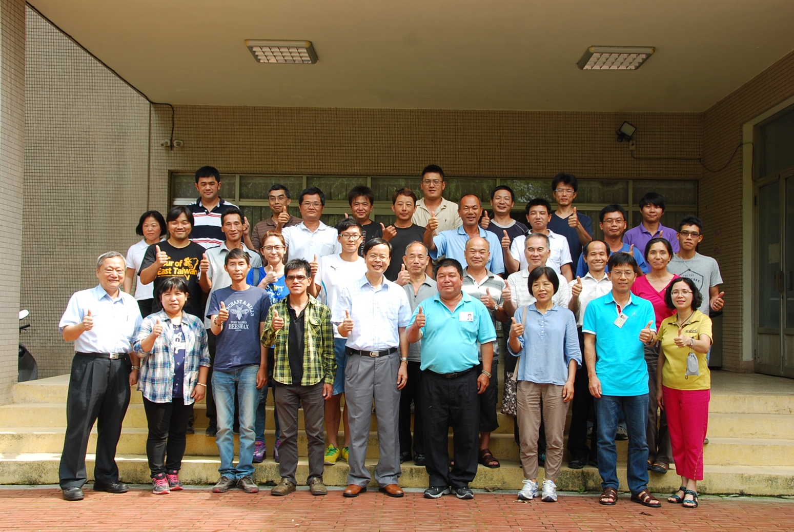 104年6月1日土壤肥料管理班30位學員互相砌磋