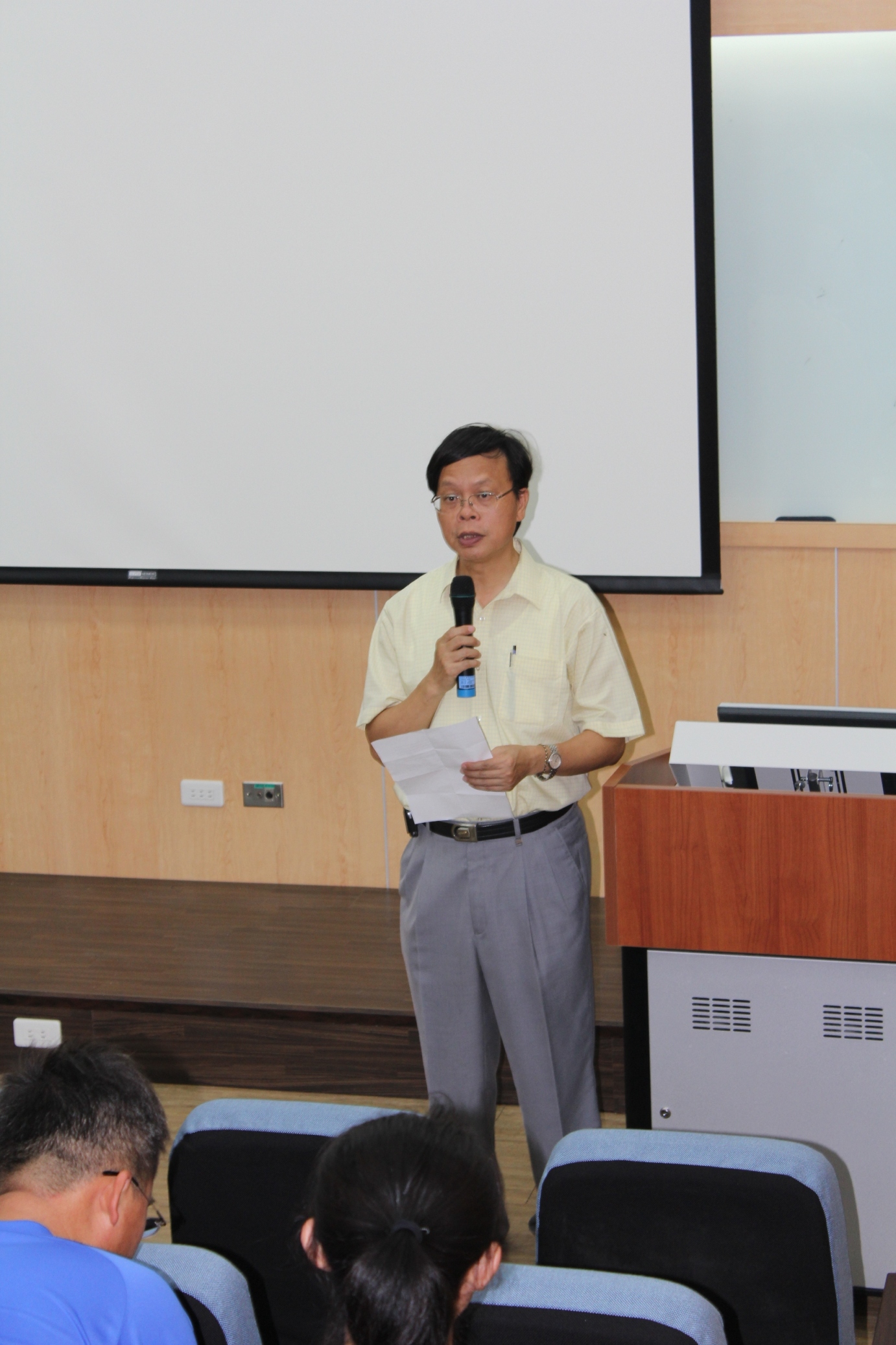 本場辦理 青年農民「園產品加工進階訓練」，林學詩場長致詞表示，曾秀保師傅是廚藝界國寶級人物，勉勵青農努力學習 