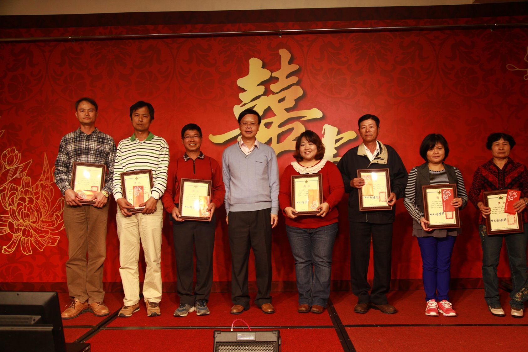 技工江明信、黃建勝、許誌裕、吳惠珍；勞動派遣人員張武榮、 吳敏雲、 吳黃美雲榮獲優良勞工