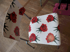 以玫瑰花椅建立自己的特色