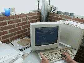 設施以電腦 “控制”環境