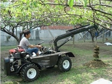 Self-propelled hydraulic drilling machine (2005)